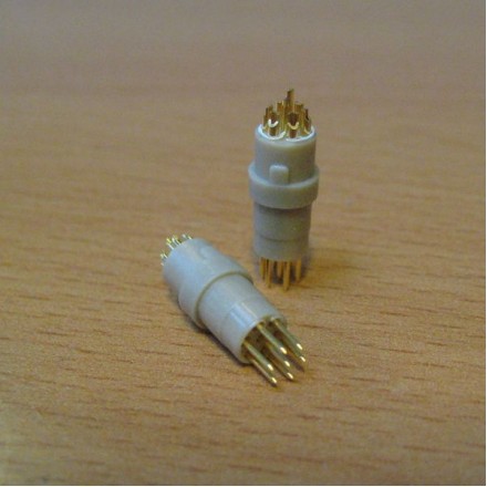 7-way male connector - for cryogenic use