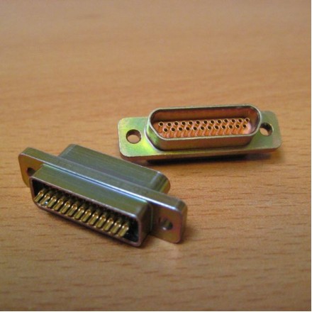 25-way Microminiature-D Plug with sockets - for cryogenic use